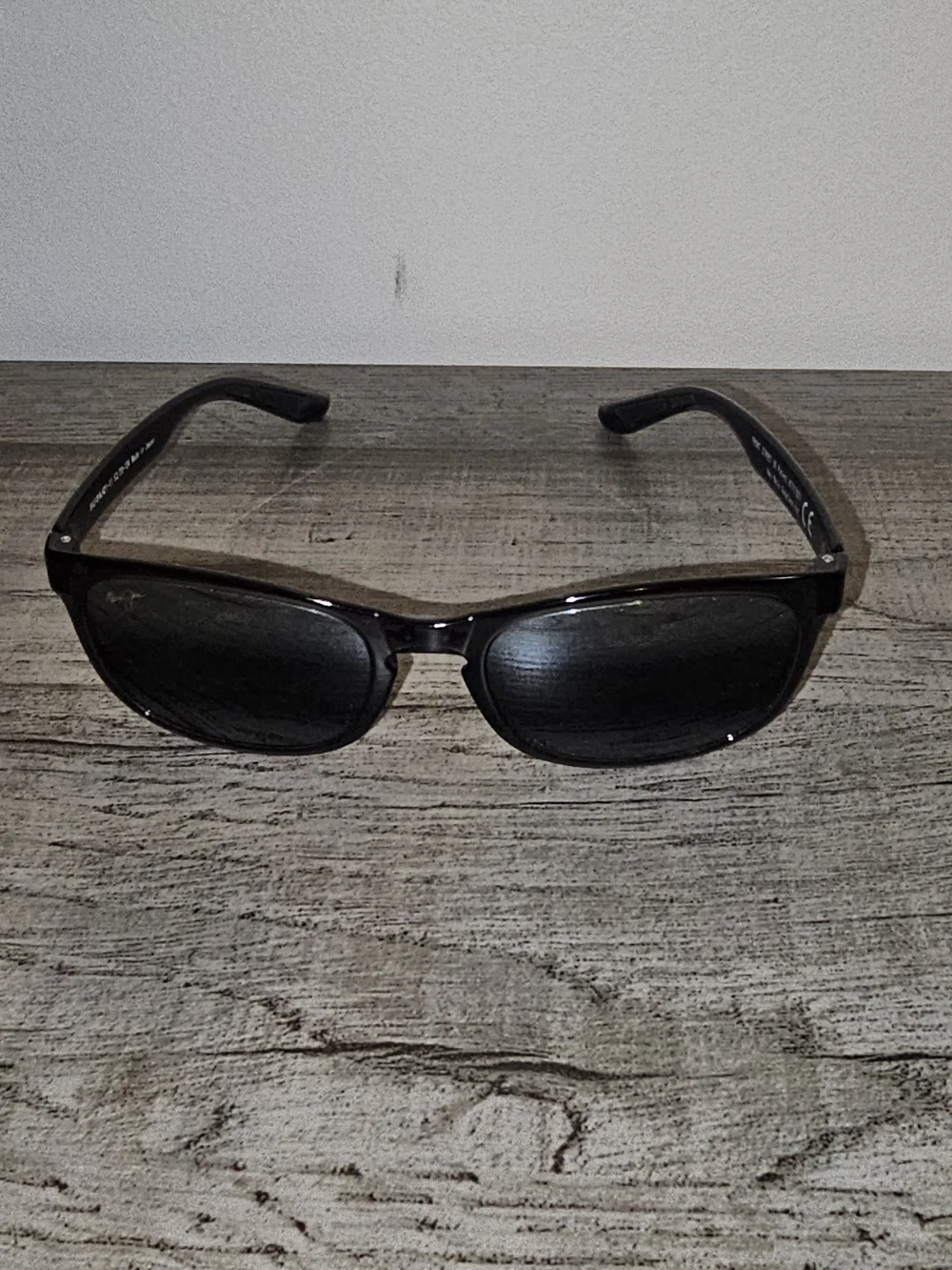 MAUI JIM Polarized Front Street Sunglasses MJ431 Black Frame Black Lens